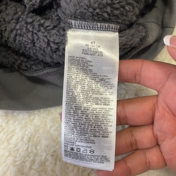 Nike Grey Sherpa Hoodie size 4t - Picture 7 of 7